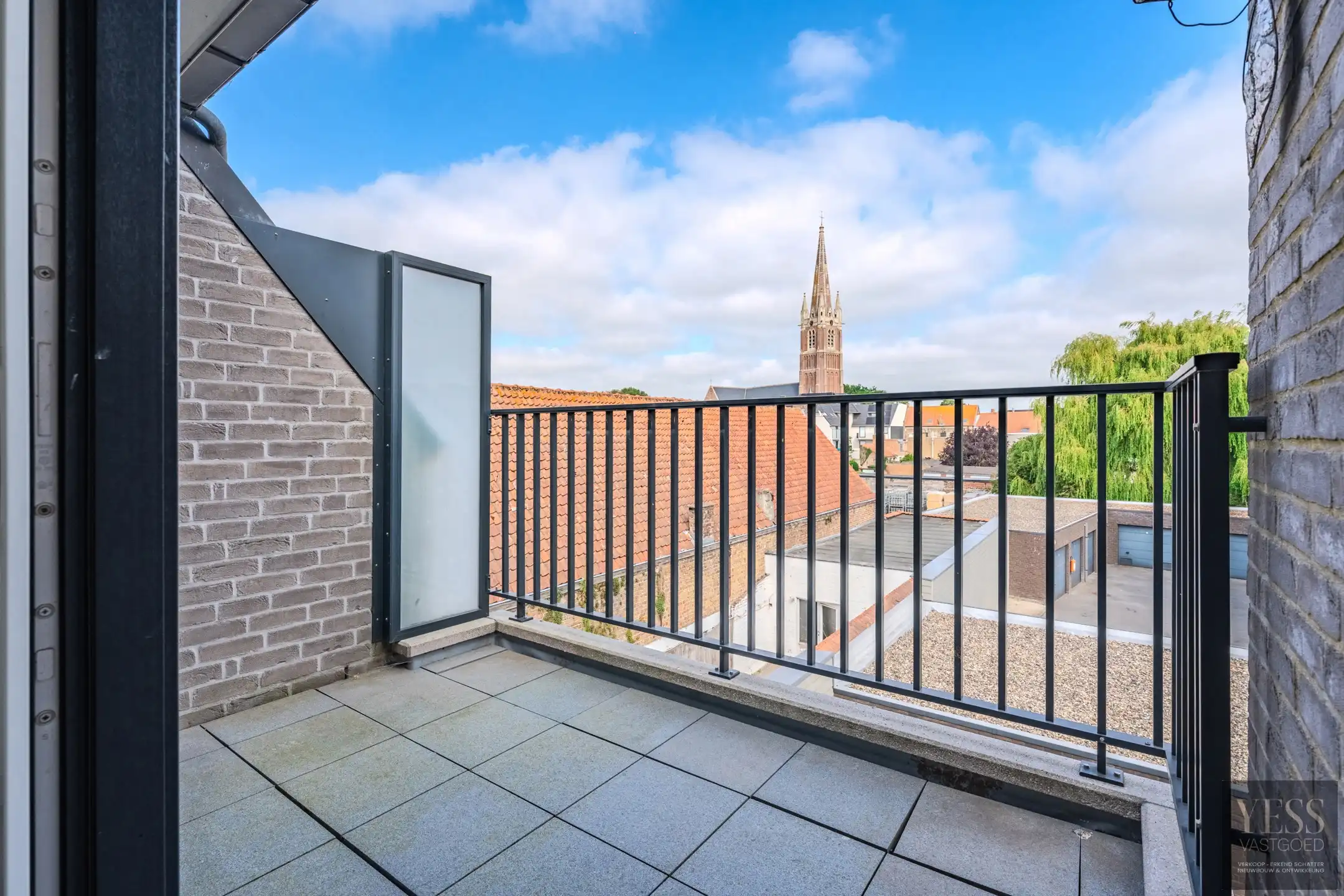 Lichtrijk duplexappartement met terras in Oudenburg! foto 6