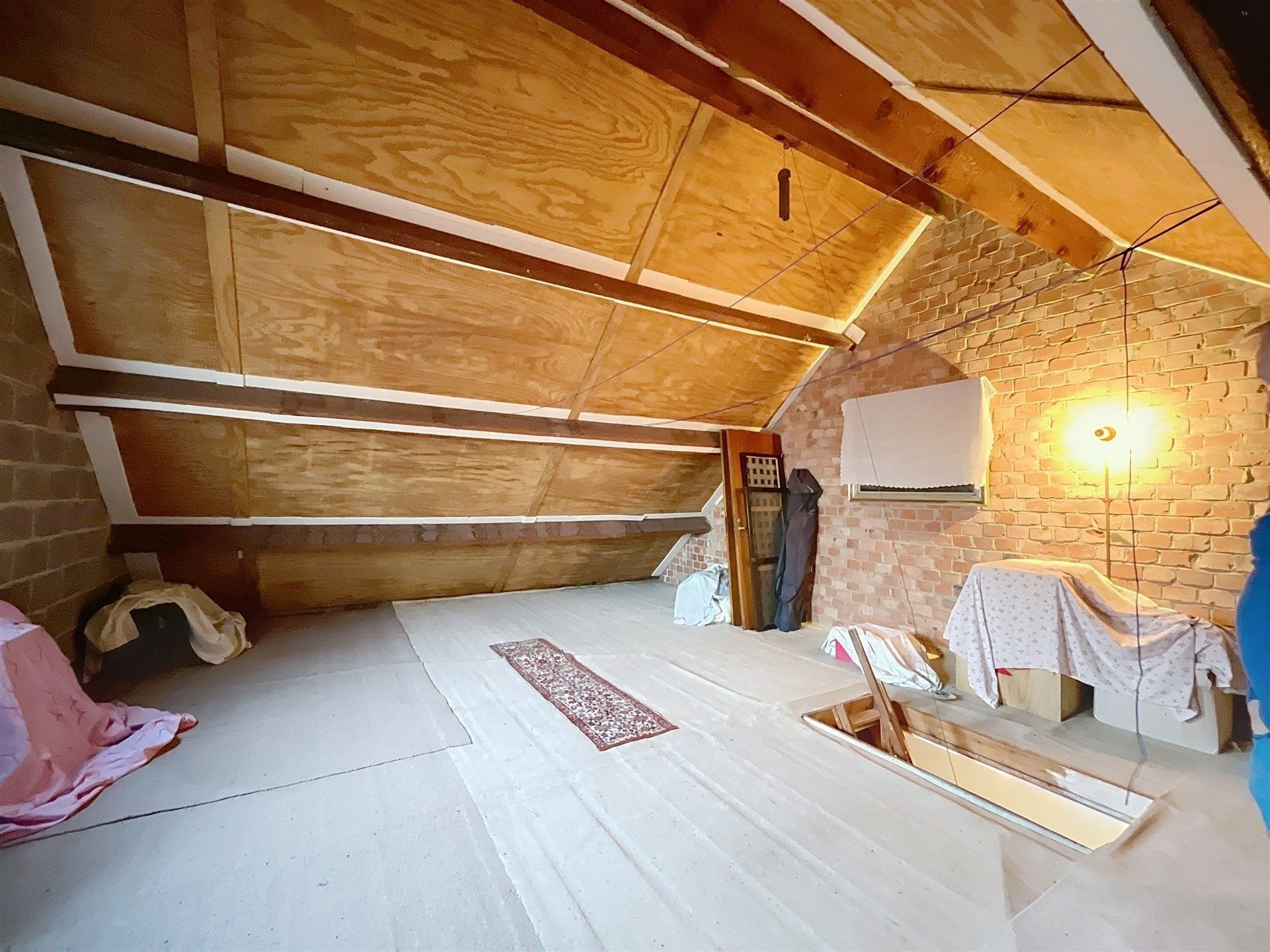 Halfopen bebouwing met 3 slpk & garage op een perceel van 428 m² foto 15