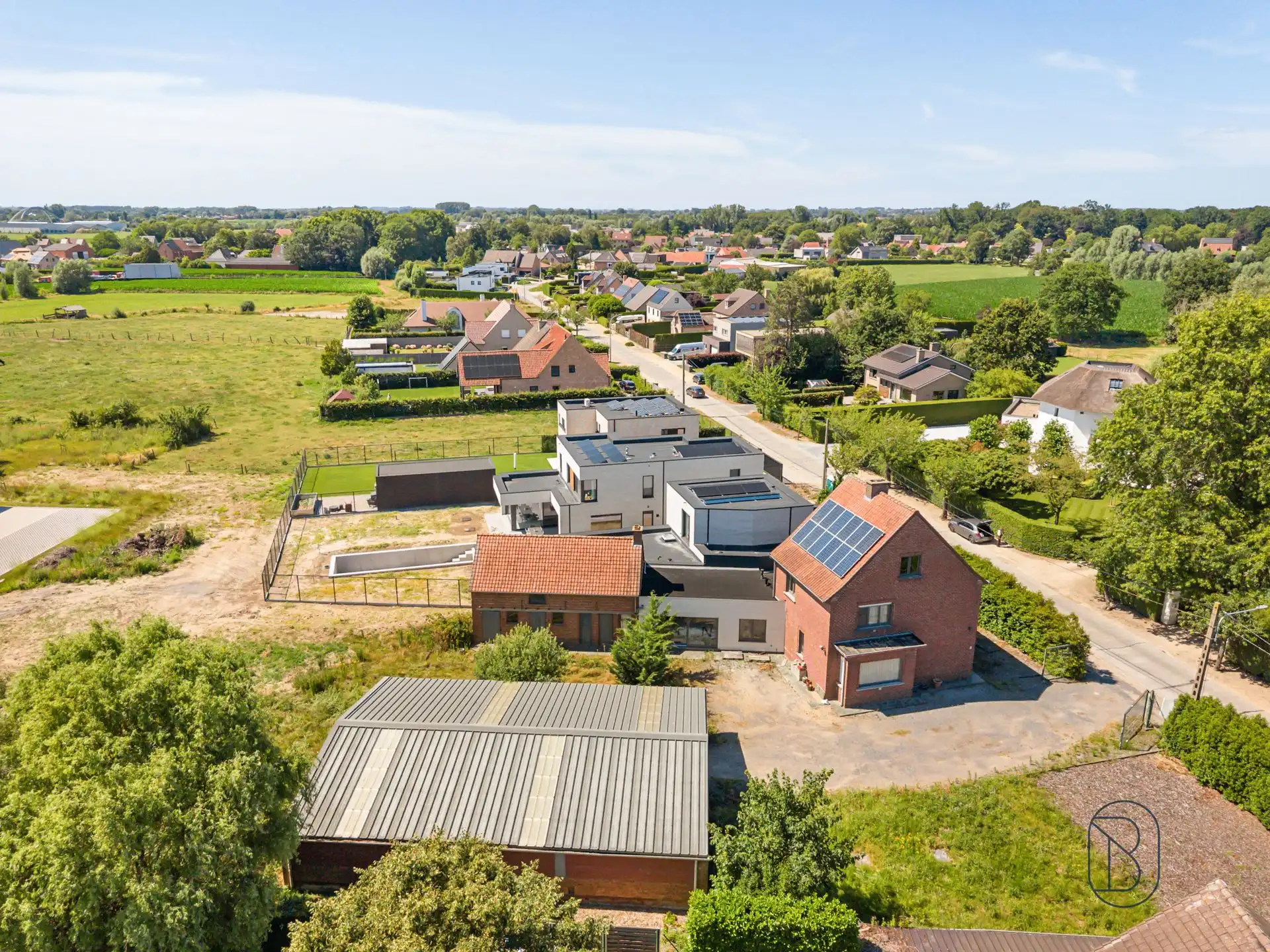 Toffe goedgelegen halfopen bebouwing met loods van 180m²! foto 15