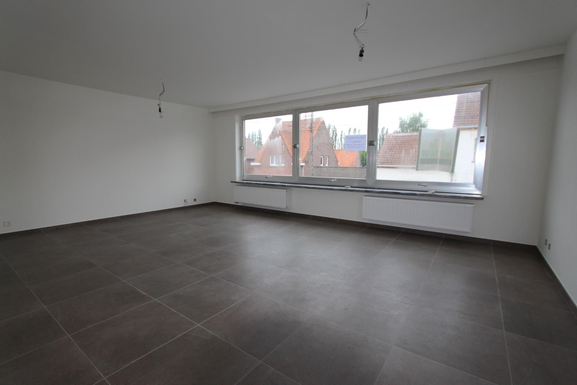 Appartement op eerste verdieping met 2 slaapkamers en terras te Koekelare foto 4