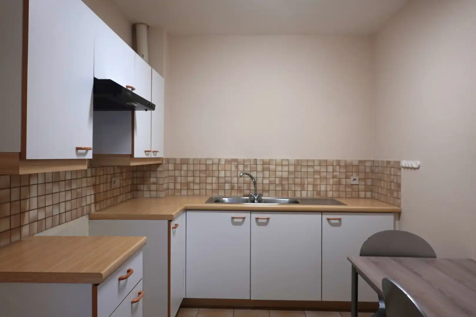 Appartement met 2 slaapkamers te huur.  foto 2