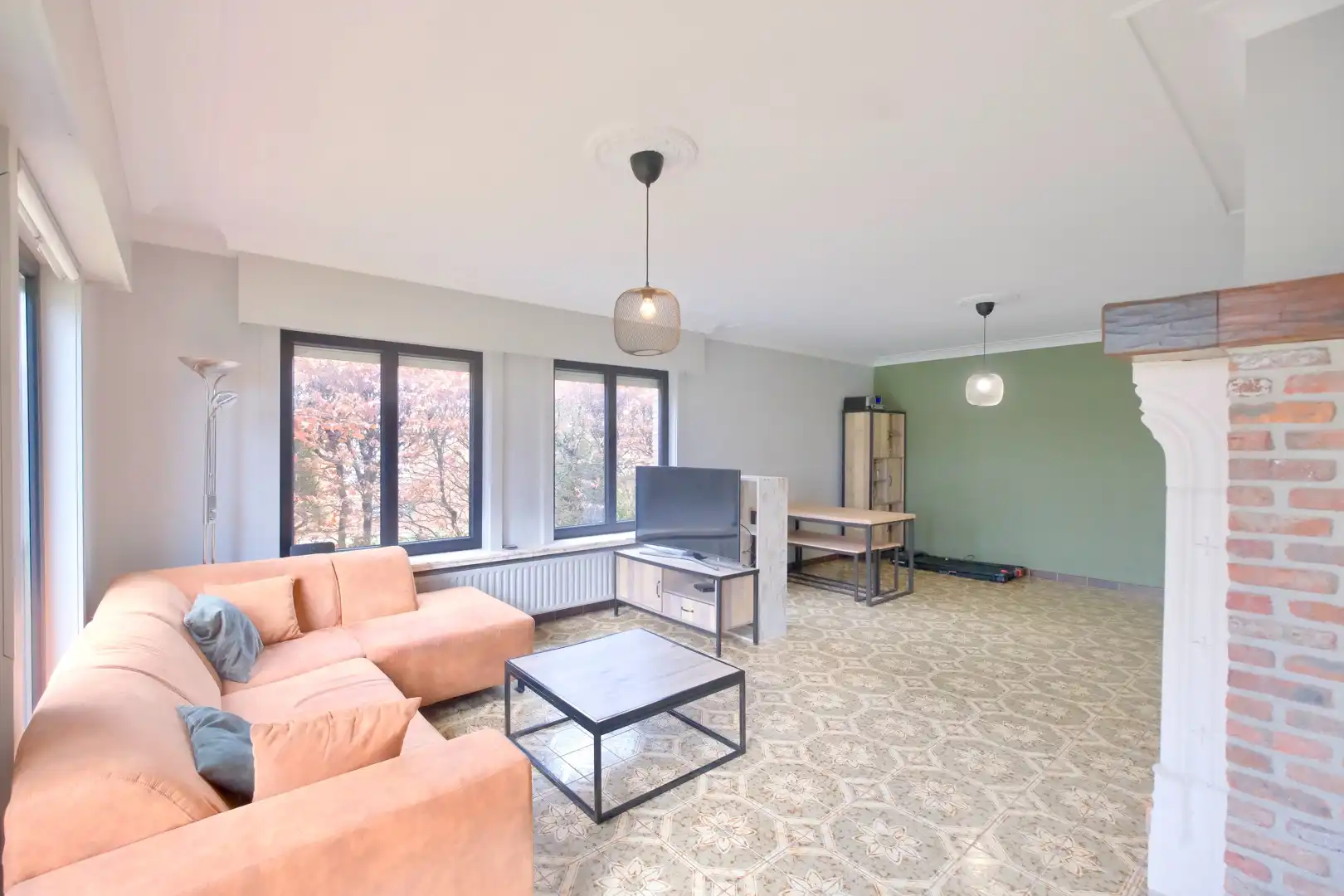 Hoofdfoto van de publicatie: Rustig gelegen woning met 3 slpks en garage op perceel van 585 m²!