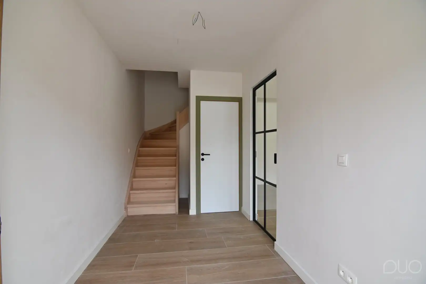 Volledig vernieuwde gelijkvloerse open bebouwing met uitbreidingsmogelijkheden op de eerste verdieping foto 24