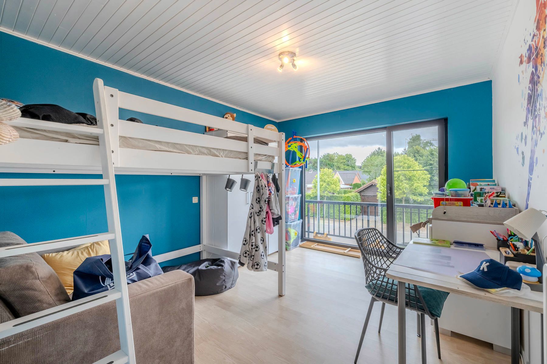 Rustig gelegen, gerenoveerde woning met o.a. 4 slaapkamers foto 20
