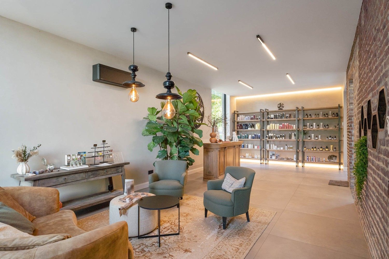 Karaktervol herenhuis met modern comfort in een groene, landelijke setting foto 9