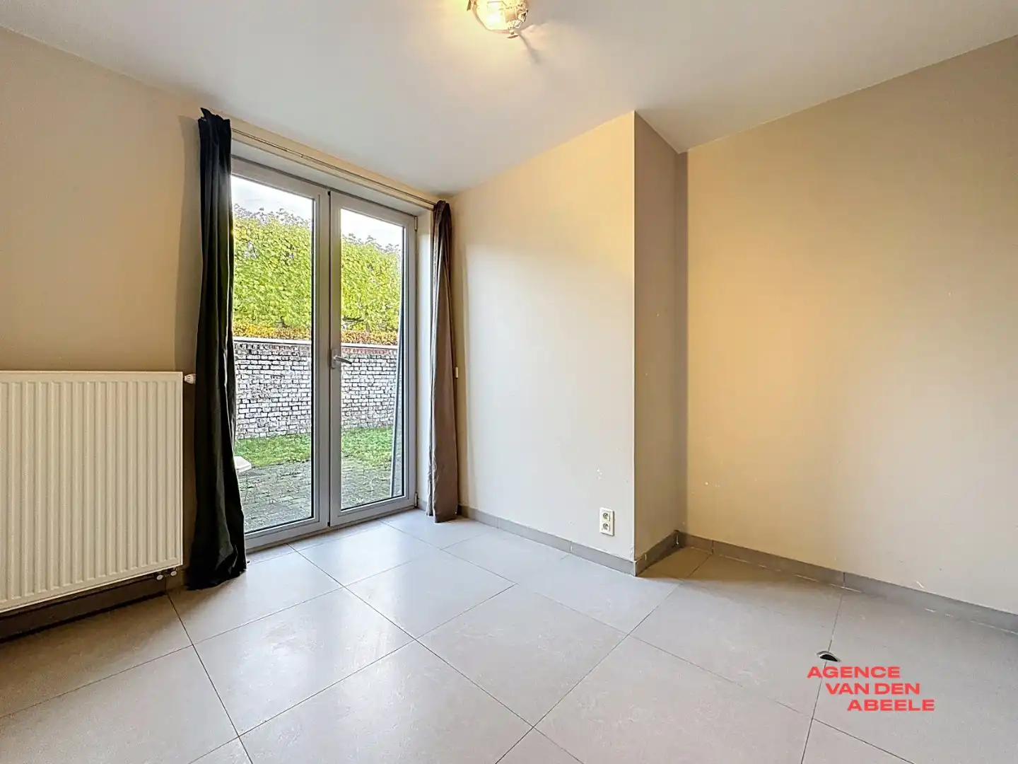 Duplexappartement met tuin en ruime garage foto 9