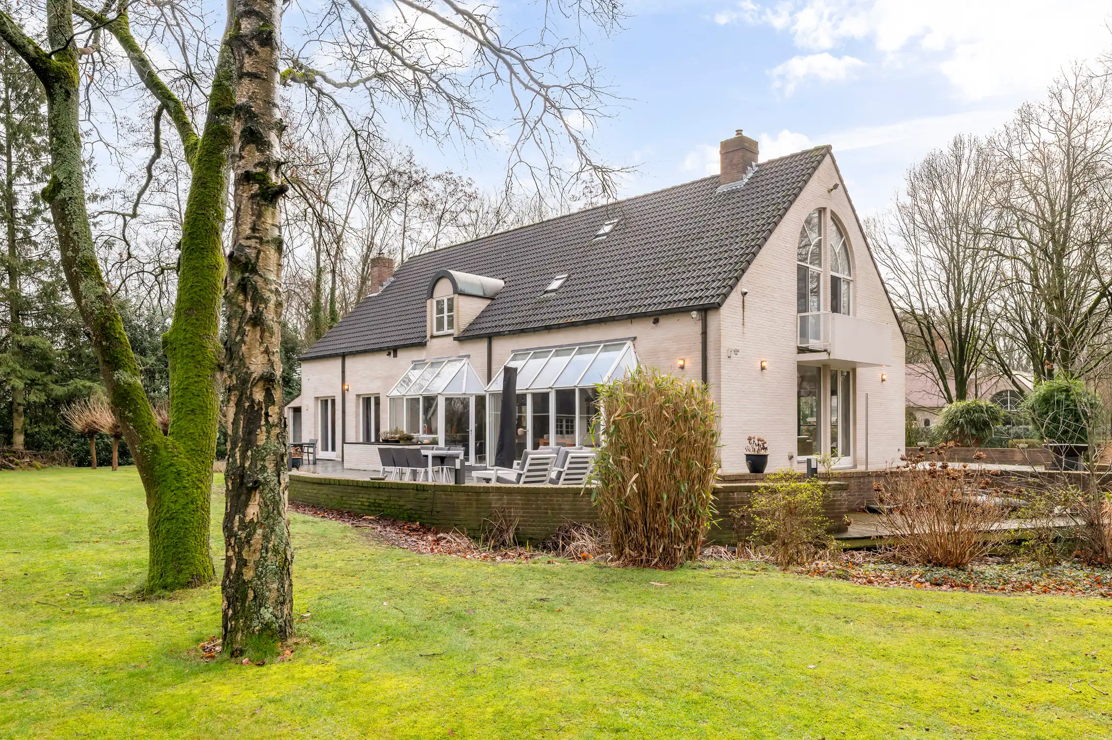 Exclusieve villa met panoramisch uitzicht  foto 2