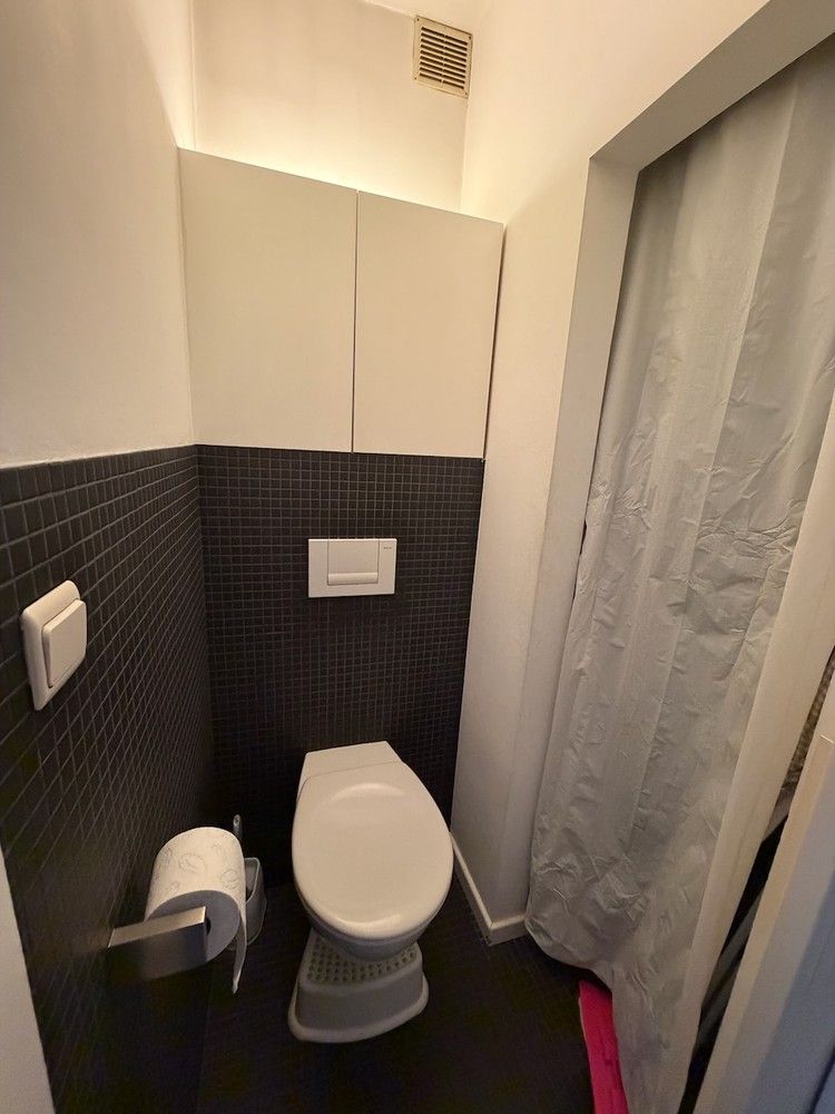 Genk-centrum, Jan Habexlaan 17 bus 11: Energiezuinig appartement met 2 slaapkamers, 2 terrassen en garage. foto 15