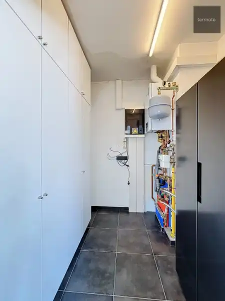 Ruime penthouse foto 19