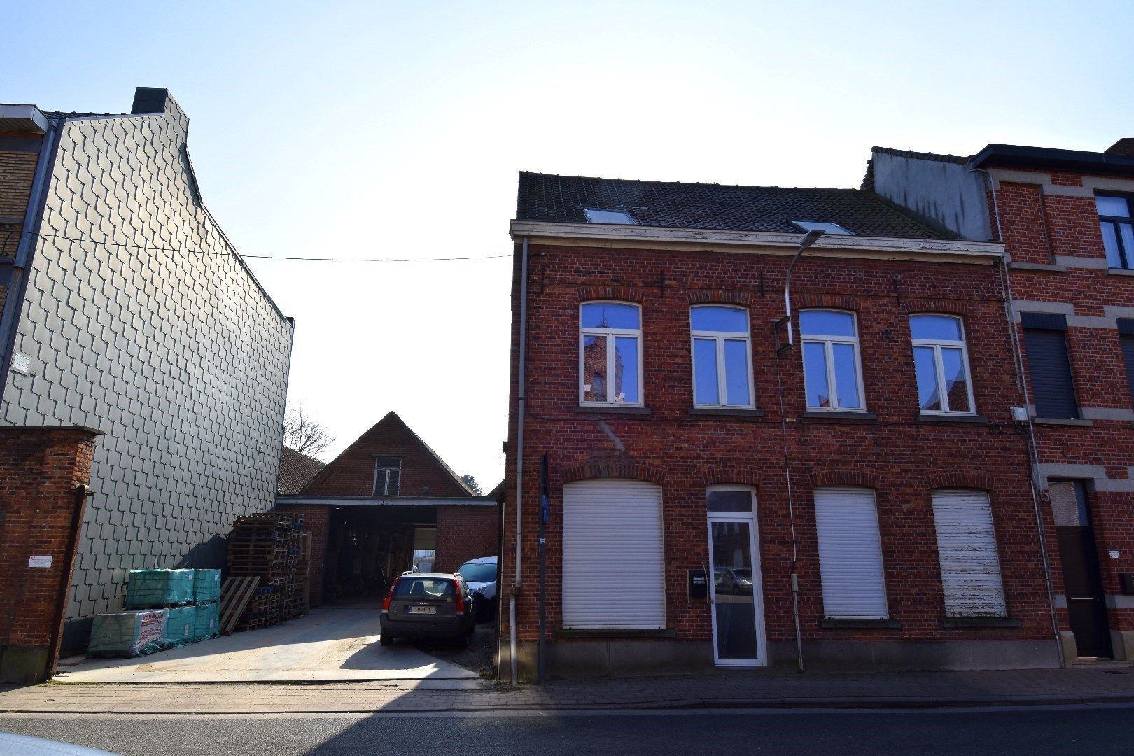 Opslagruimte/loods/hangar te koop in een gegeerde straat te Menen foto 14