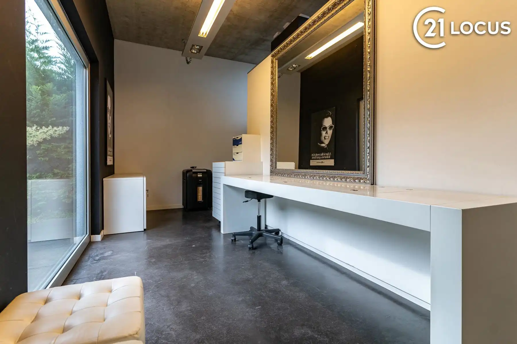 Handelsruimte met woonst & 6 parkings te koop in Kruibeke foto 9