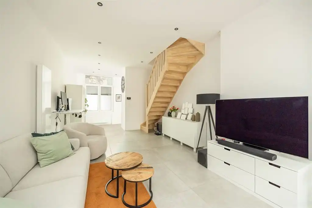 Volledig gerenoveerder woning vlakbij centrum Lier foto 7