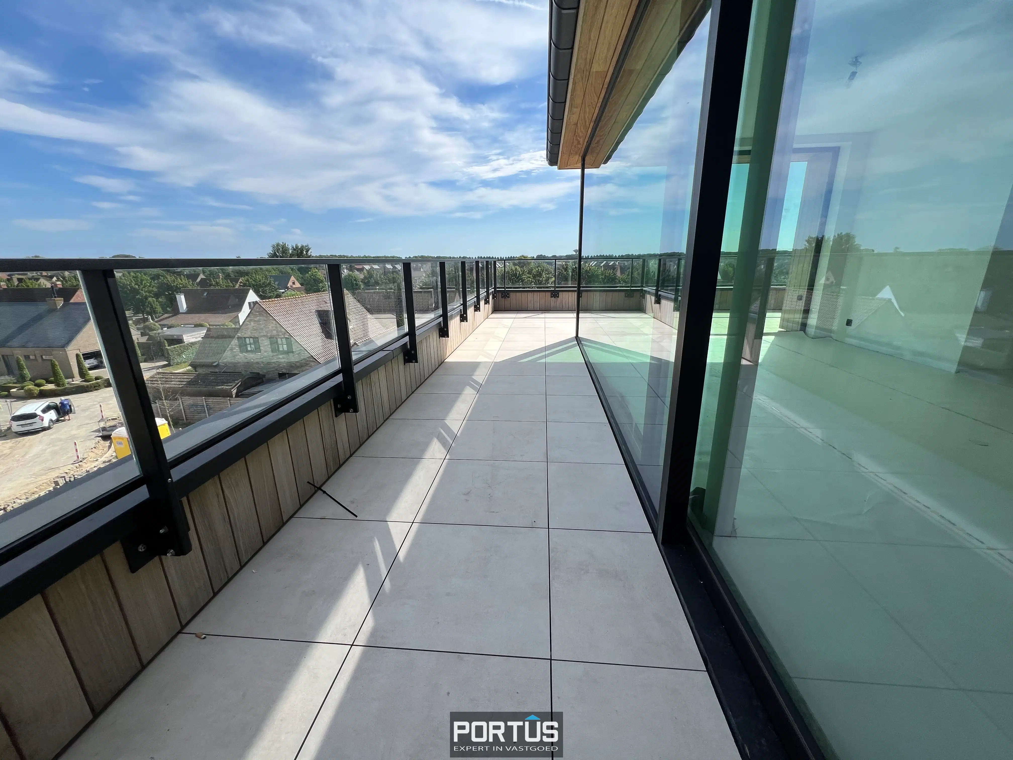 Instapklaar nieuwbouwappartement te koop met 3 slaapkamer in Residentie Portanic te Nieuwpoort foto 4