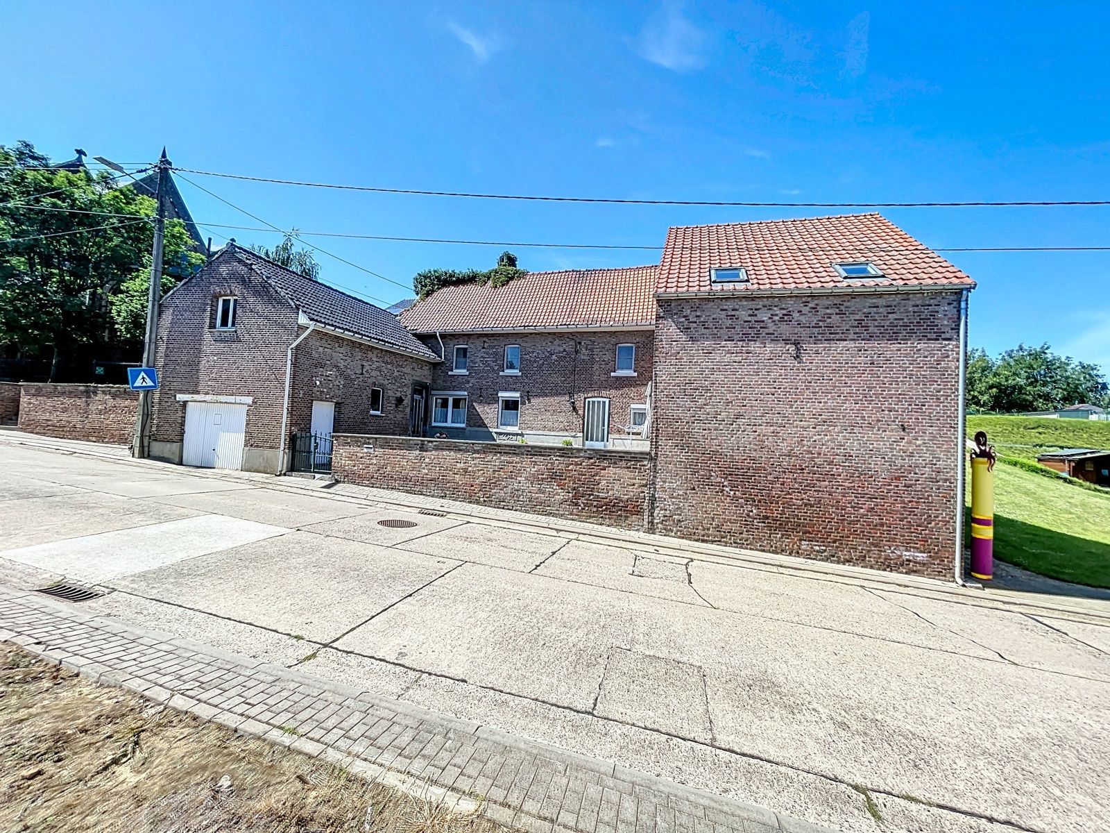 Authentieke hoeve met 8 kamers en tuin - deels gerenoveerd. foto 26