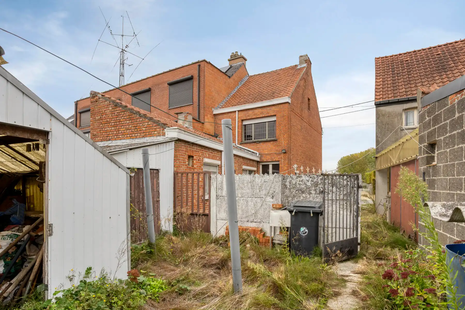 Te renoveren halfopen bebouwing met zuidwestgerichte tuin foto 22