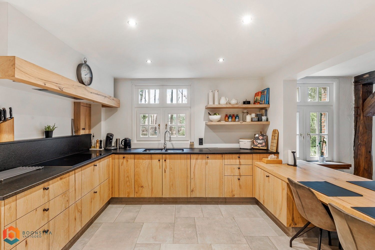 Instapklare hoeve met mogelijk 5 slpkrs op 3302 m² te Herentals foto 8