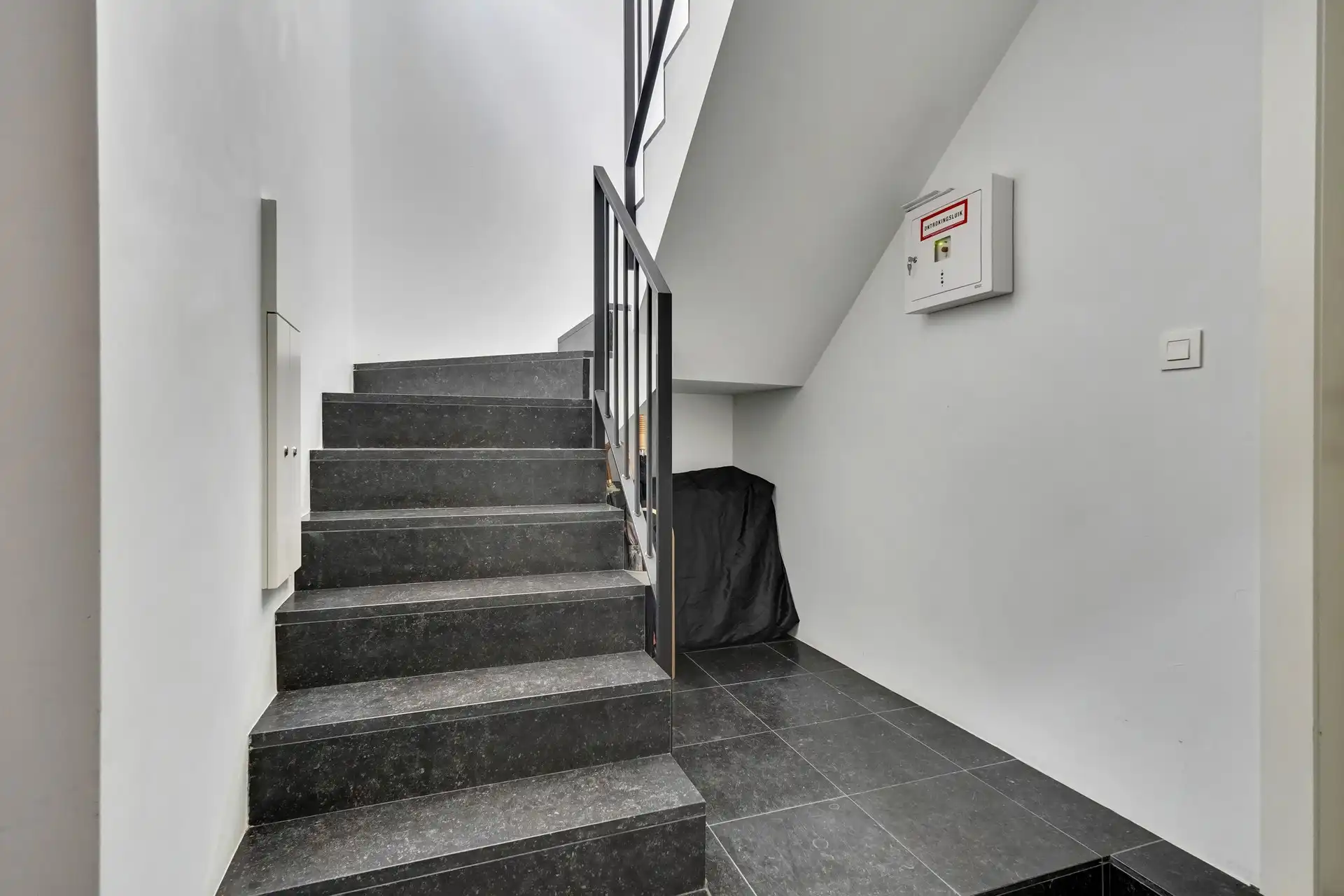 EXCLUSIEF LUXE APPARTEMENT 170 M² MET XXL TERRAS IN HARTJE HASSELT foto 35