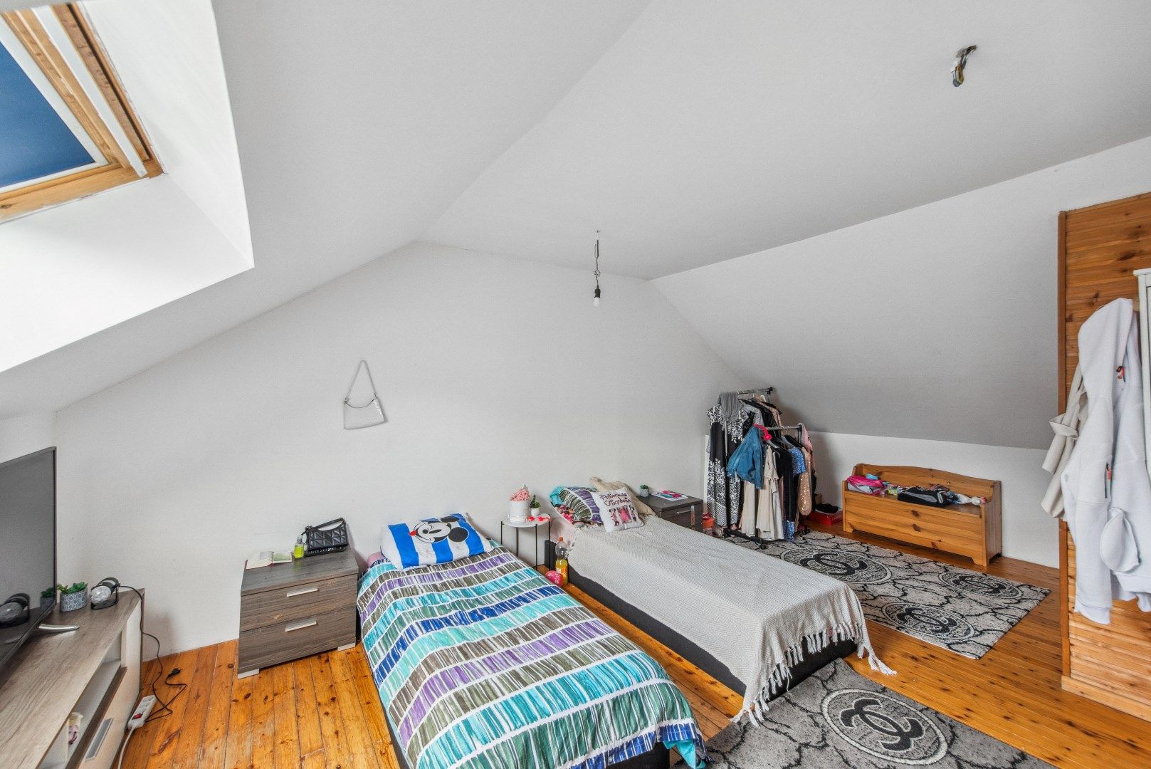 Leuke rijwoning met 3 slpks nabij centrum foto 15