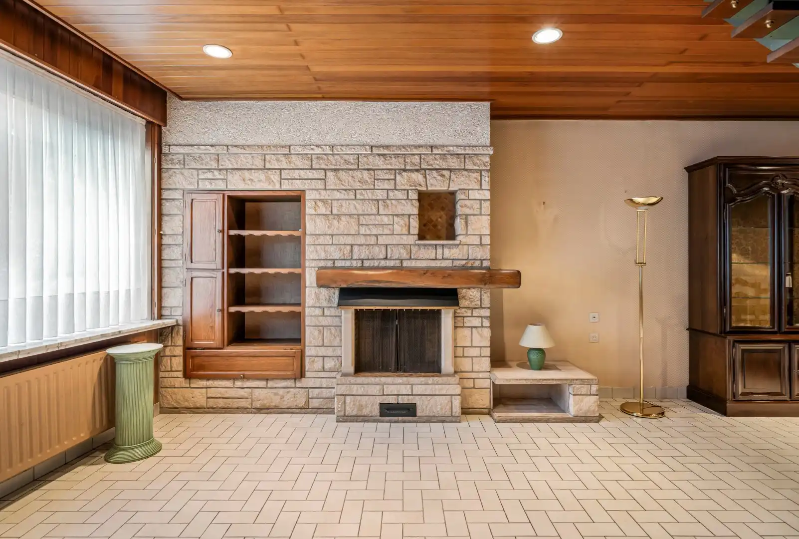 Woning met 3, mogelijks 5 slaapkamers en tuin met uitweg in Kortrijk-centrum foto 9