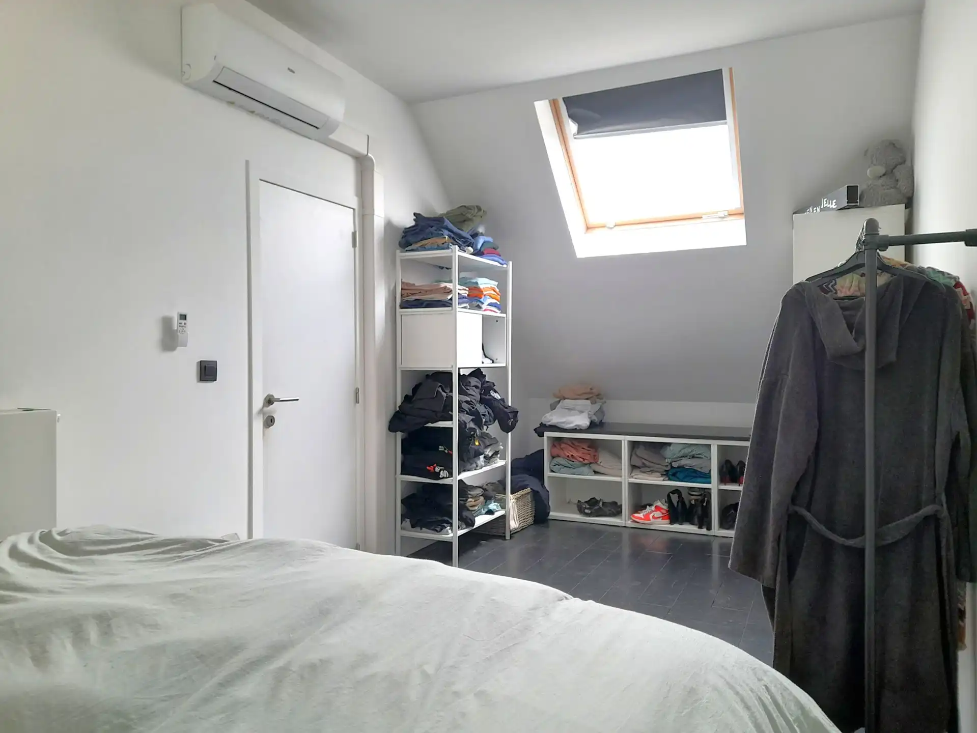 Recent gerenoveerde woning met 4 slaapkamers foto 13