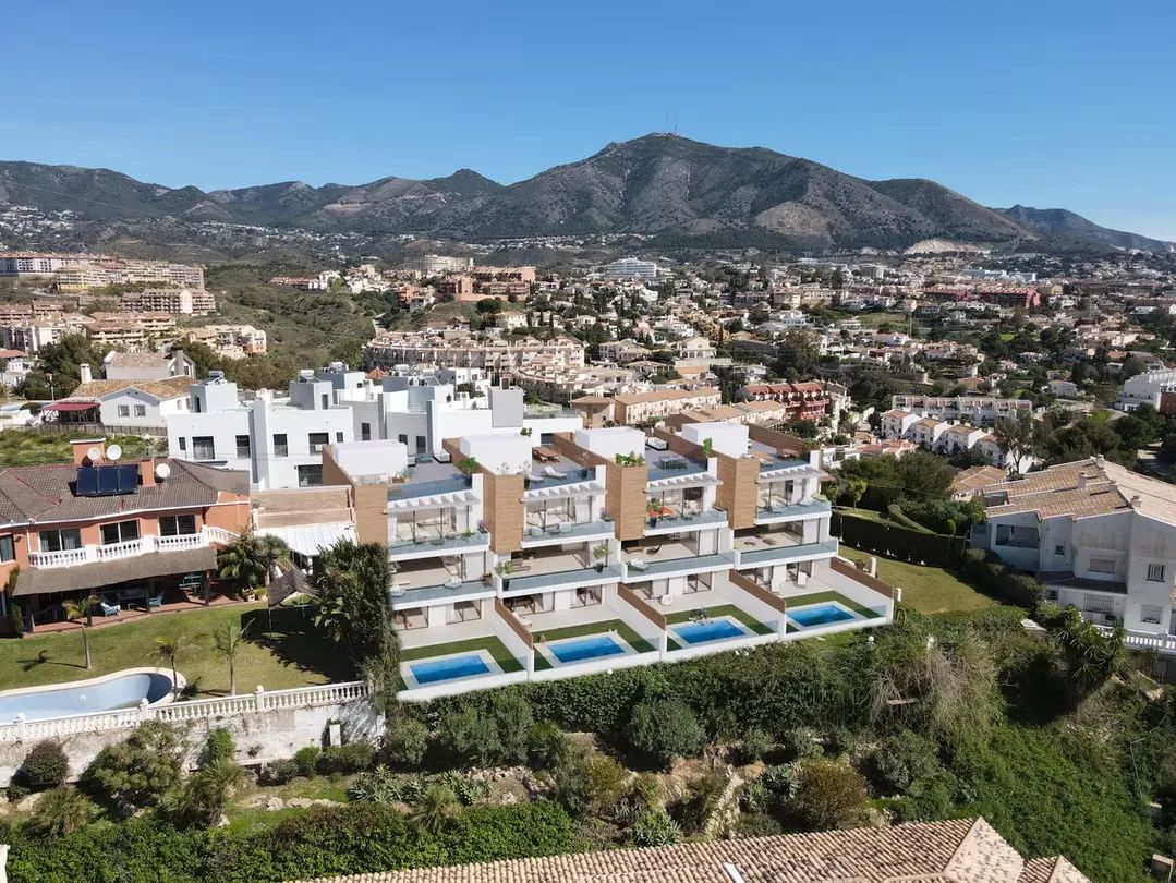 Zon, zee en design: exclusieve vakantiewoningen met adembenemend uitzicht in Fuengirola foto 14
