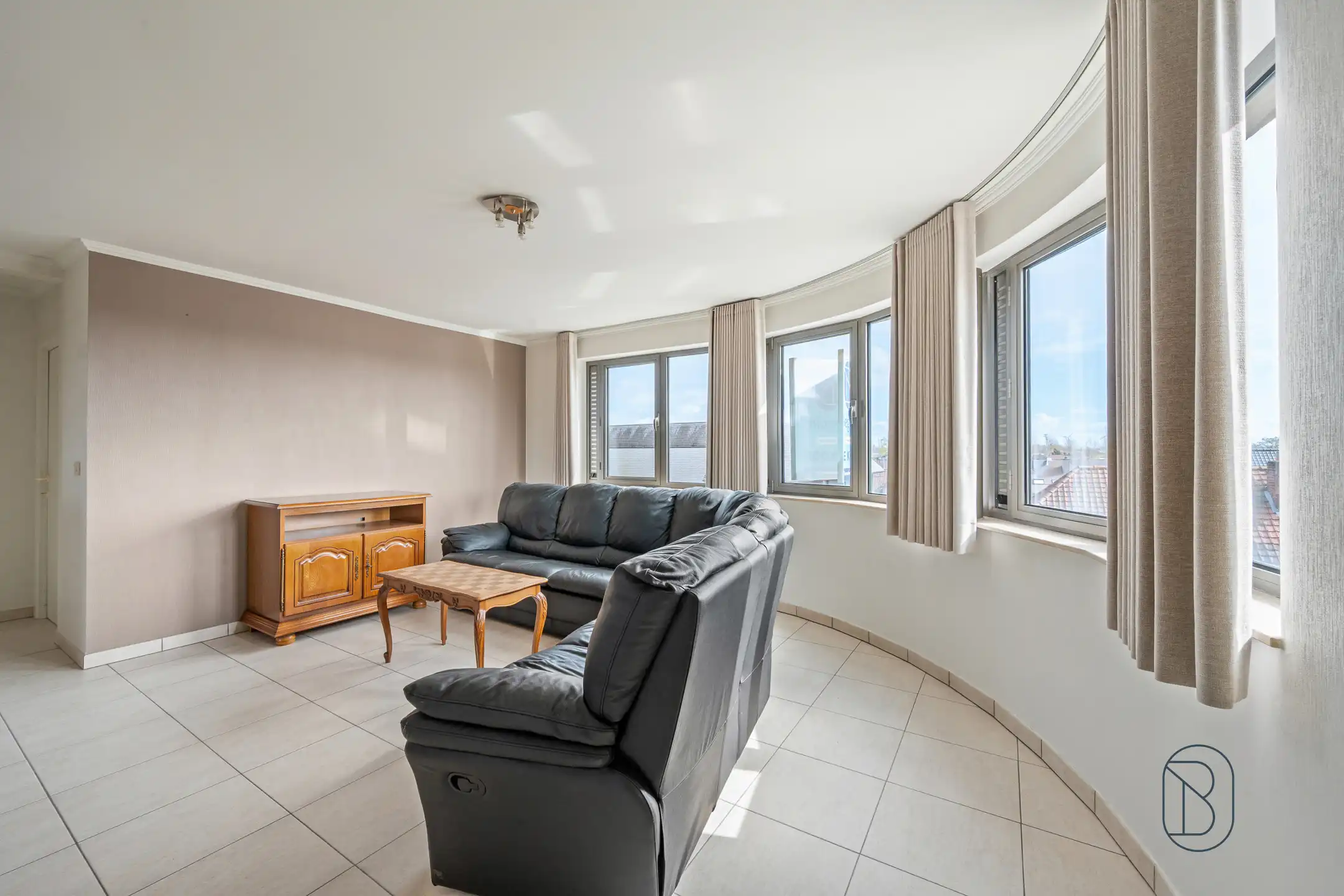 Appartement met ruim terras met zicht op de leie en garage foto 8