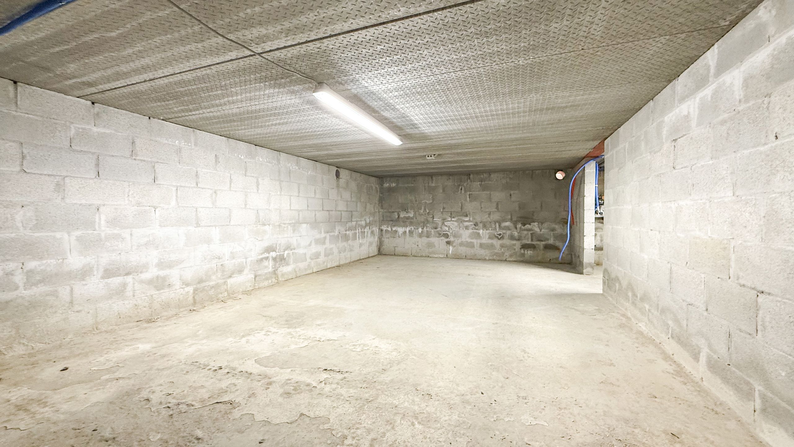 Instapklare woning met 4 spks en volledig aangelegde tuin! foto 35