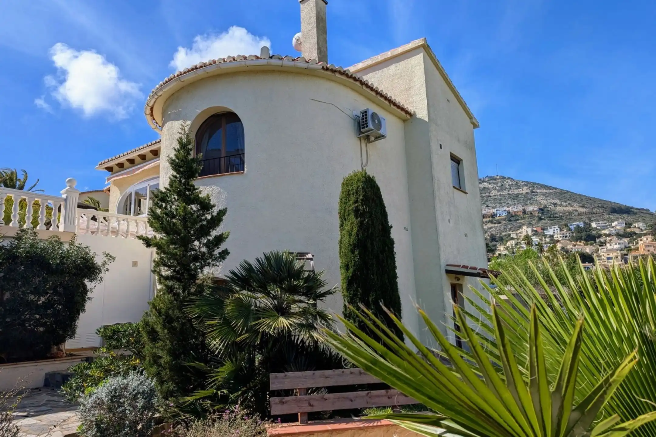 Casalina España stelt te koop villa op Cumbre del Sol  foto 9