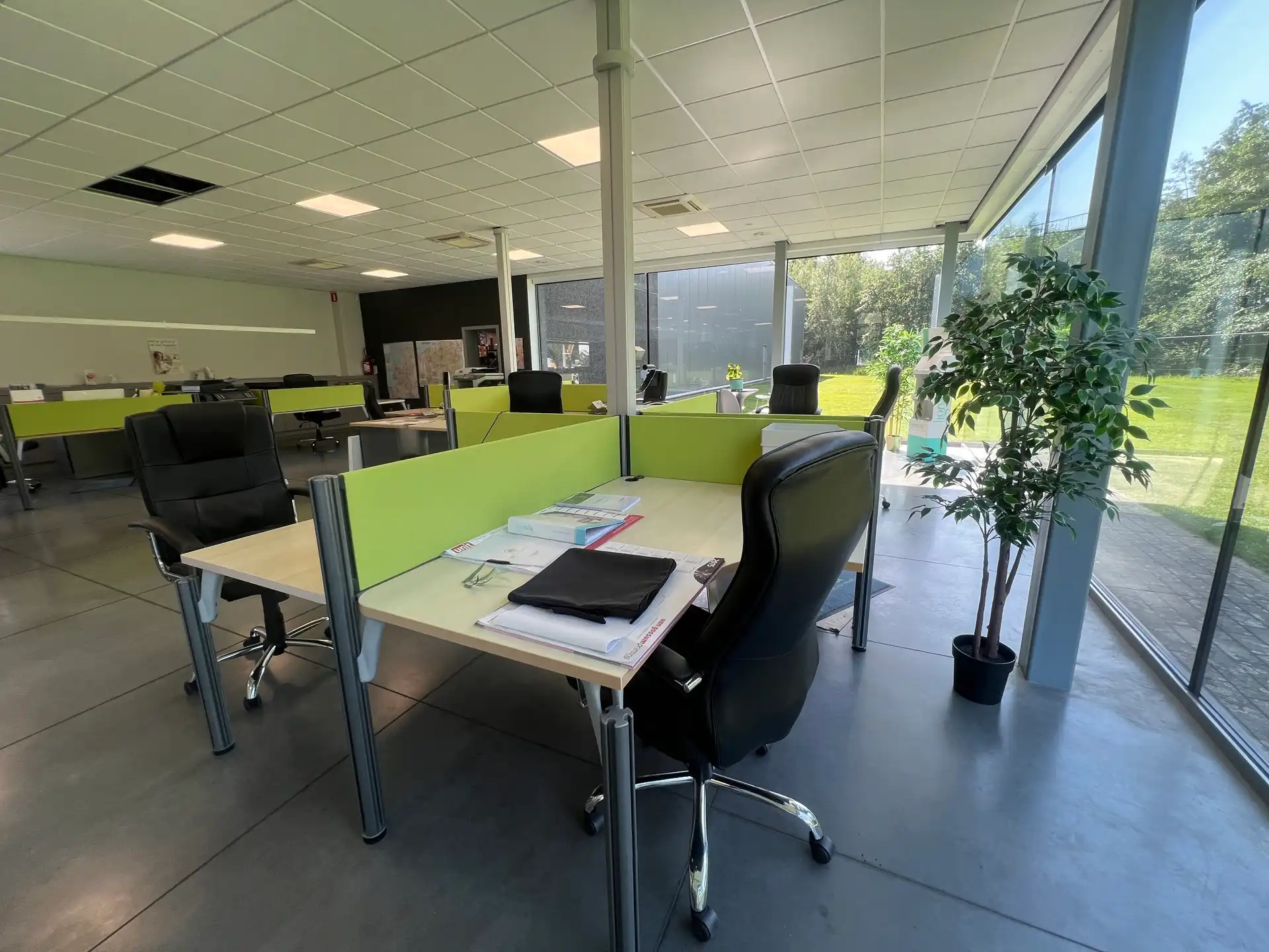 MULTIFUNCTIONEEL EN ENERGIEZUINIG BEDRIJFSGEBOUW  foto 9