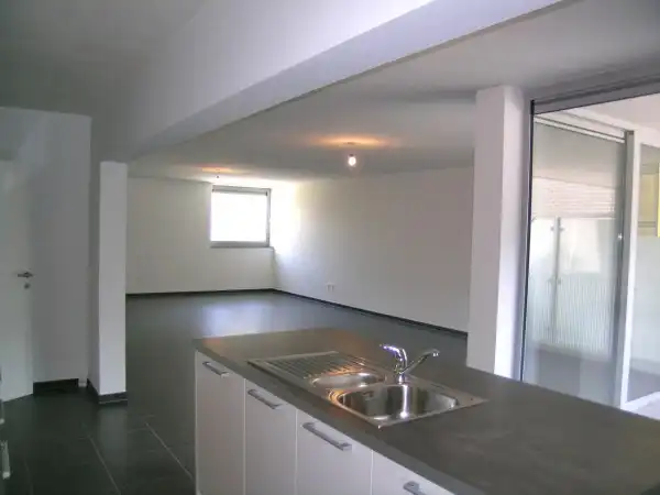 Mooi en ruim appartement foto 3