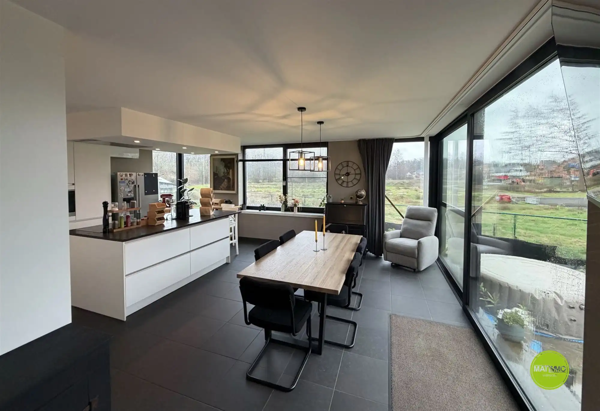 Ruimte, rust & bereikbaarheid: open bebouwing op 1.582 m2  foto 8