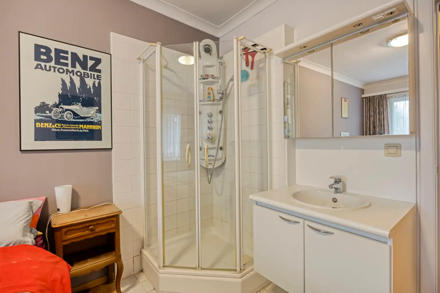 Instapklaar en lichtrijk 2-kamerappartement met garagebox  foto 15