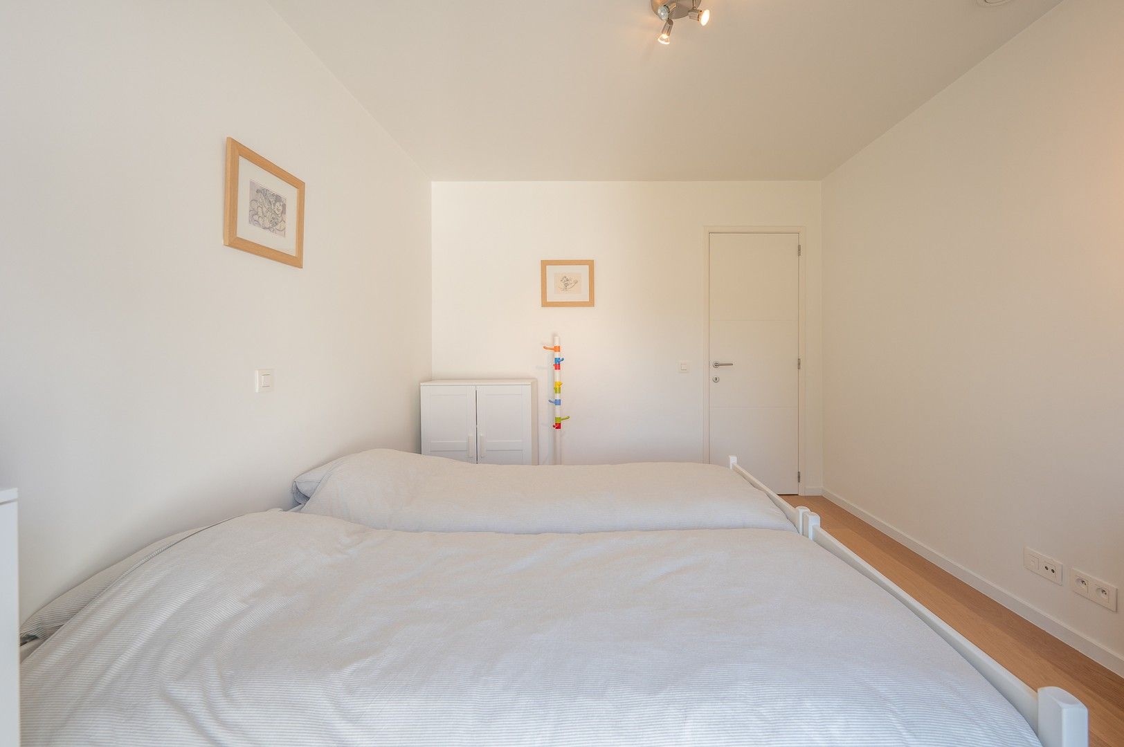 Prachtige, lichtrijke woning vlakbij het pittoreske Oosthoekplein in het Zoute op wandelafstand van de zee en het Zwin. foto 21