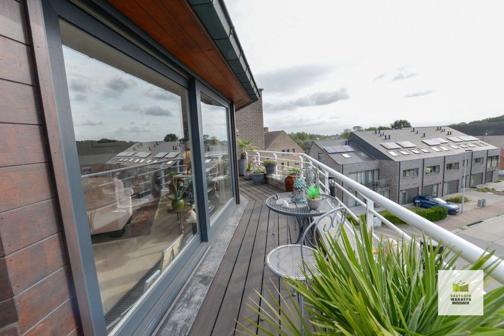 Exclusieve penthouse met 3slpk, 2 badk, dressing en ruim terras foto 4