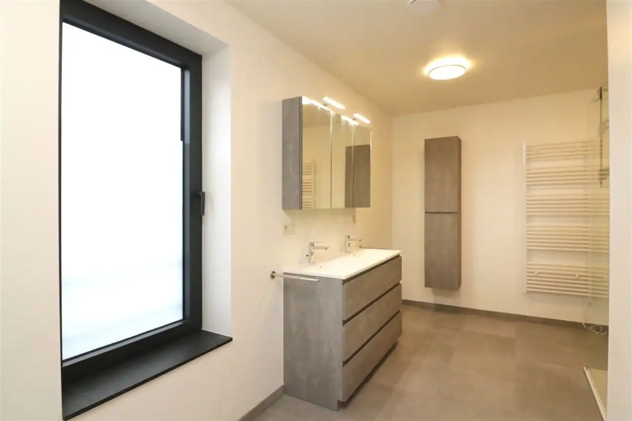 Gezinwoning, zuidtuin, boszicht, label A+, nabij centrum foto 24