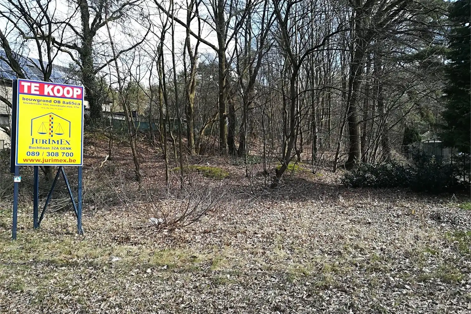 Rustig gelegen perceel bouwgrond van 8a 65ca, geschikt voor open bebouwing. foto {{pictureIndex}}