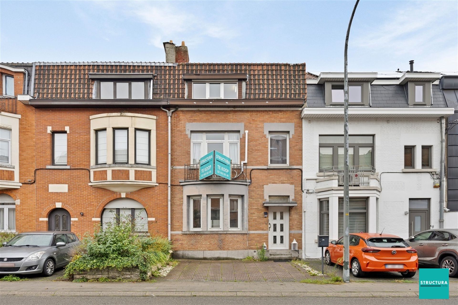 Hoofdfoto van de publicatie: Woning nabij Wemmel centrum met gezellige koer 