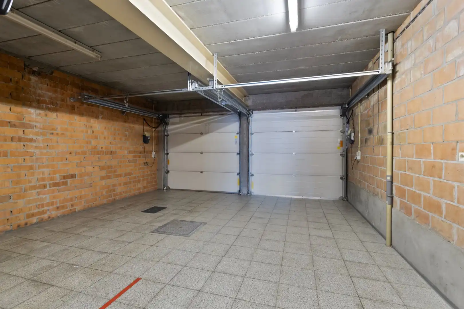 2-slpk appartement met tuin en garage foto 17