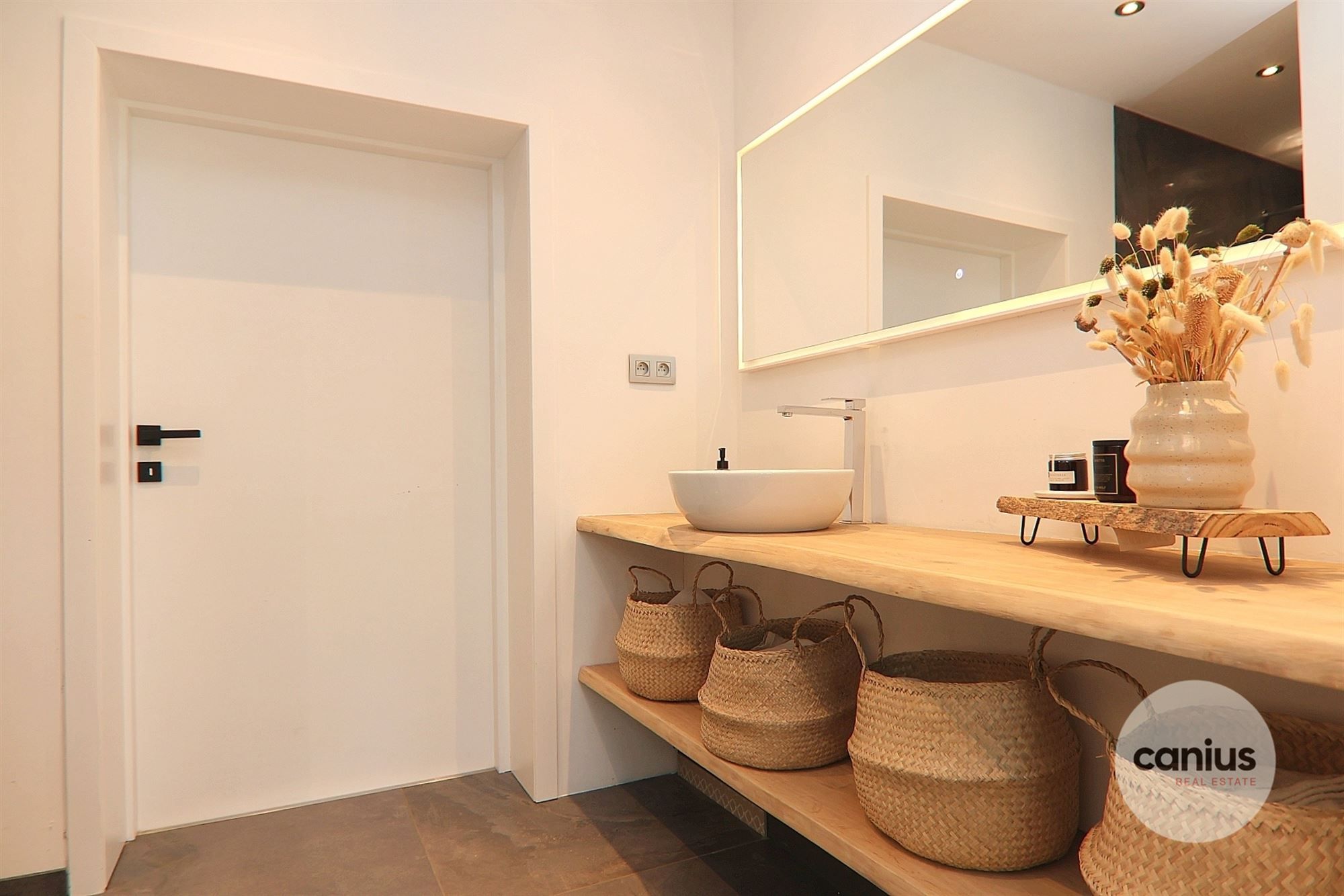 ENERGIEZUINIGE WONING MET 3 SLAAPKAMERS - IDEAAL VOOR VRIJ BEROEP foto 9