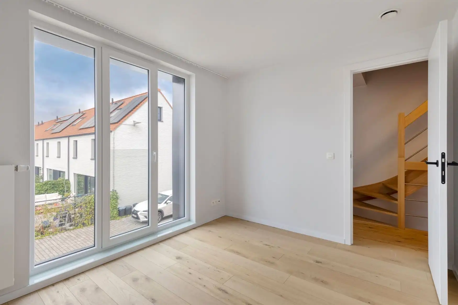 Nieuwbouwwoning op gunstige locatie foto 13