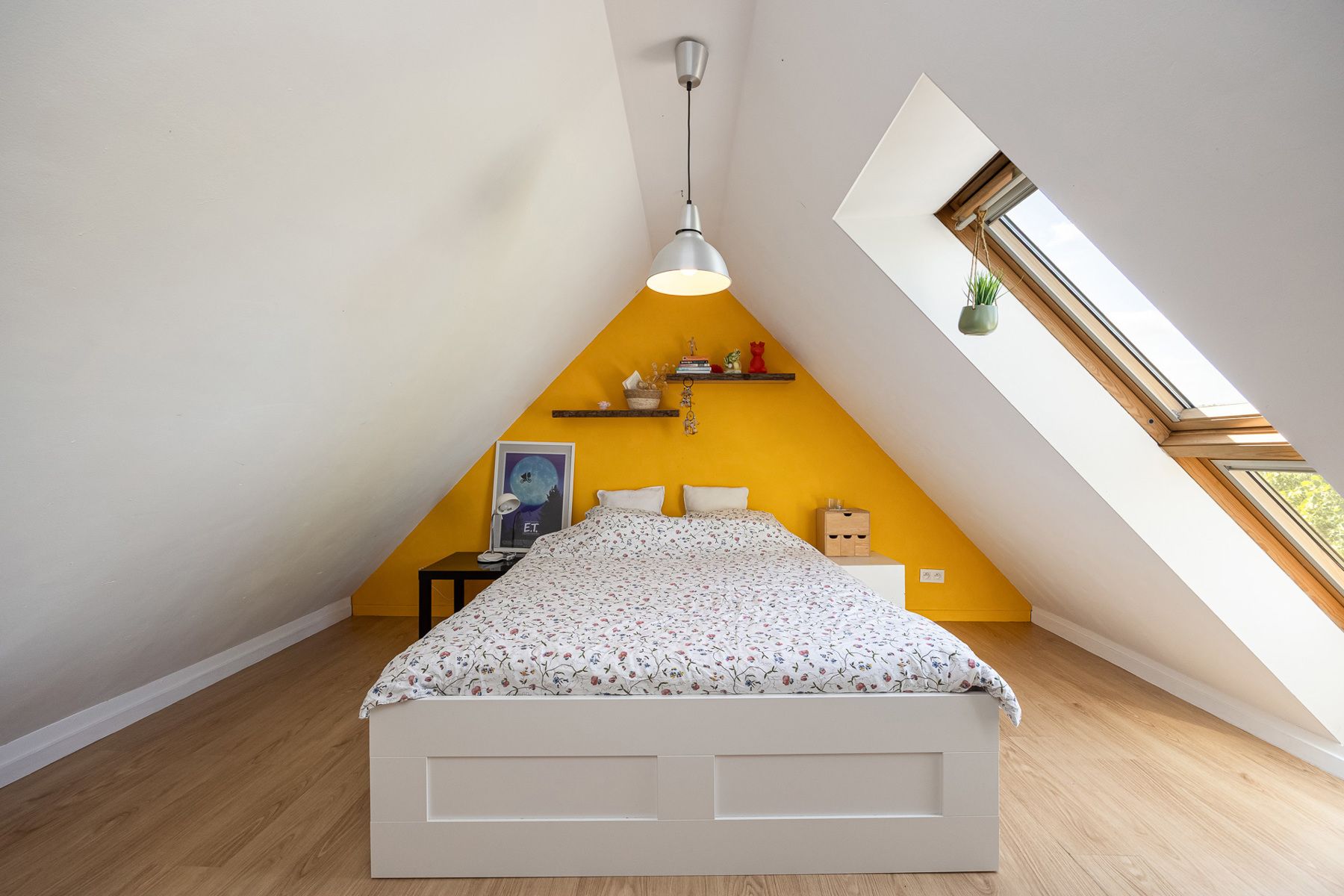 Ruime gezinswoning met 5 slk, verwarmd zwembad en tuin. foto 30