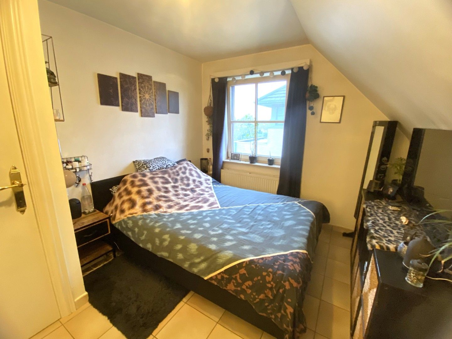 Ruime gezinswoning in een residentiële omgeving foto 10