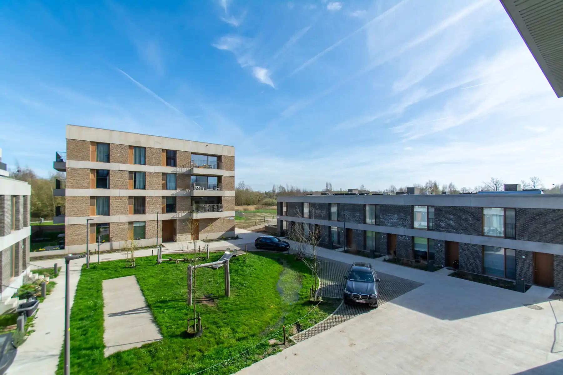 Rustig en comfortabel 2slpk appt. met mooi terras foto 7