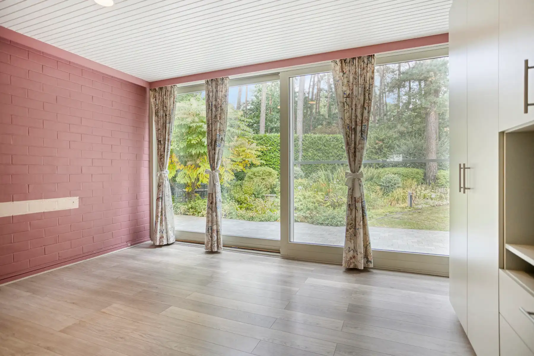 Gelijkvloerse woning met leuke tuin op fantastische locatie foto 16