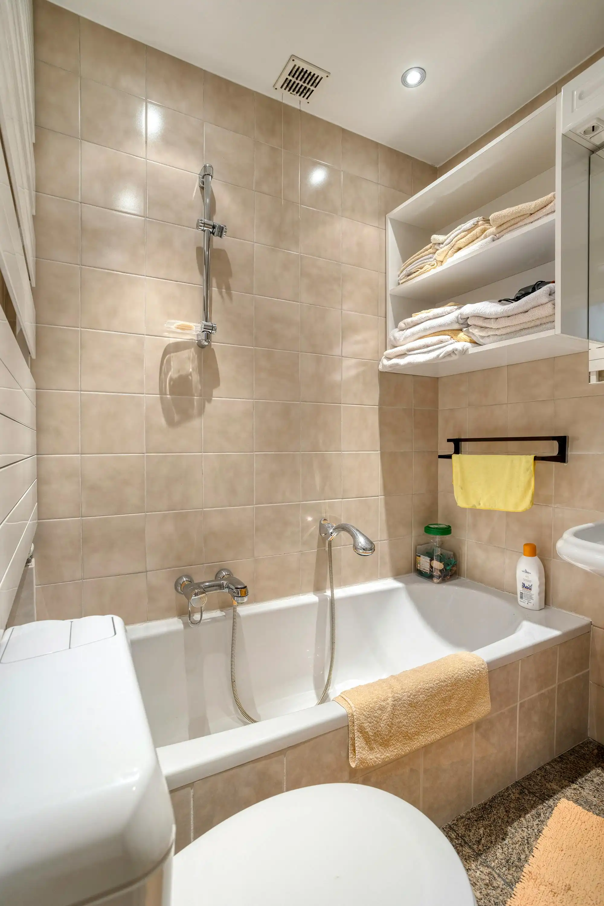 Appartement met 2 slaapkamers en frontaal zeezicht te koop foto 13