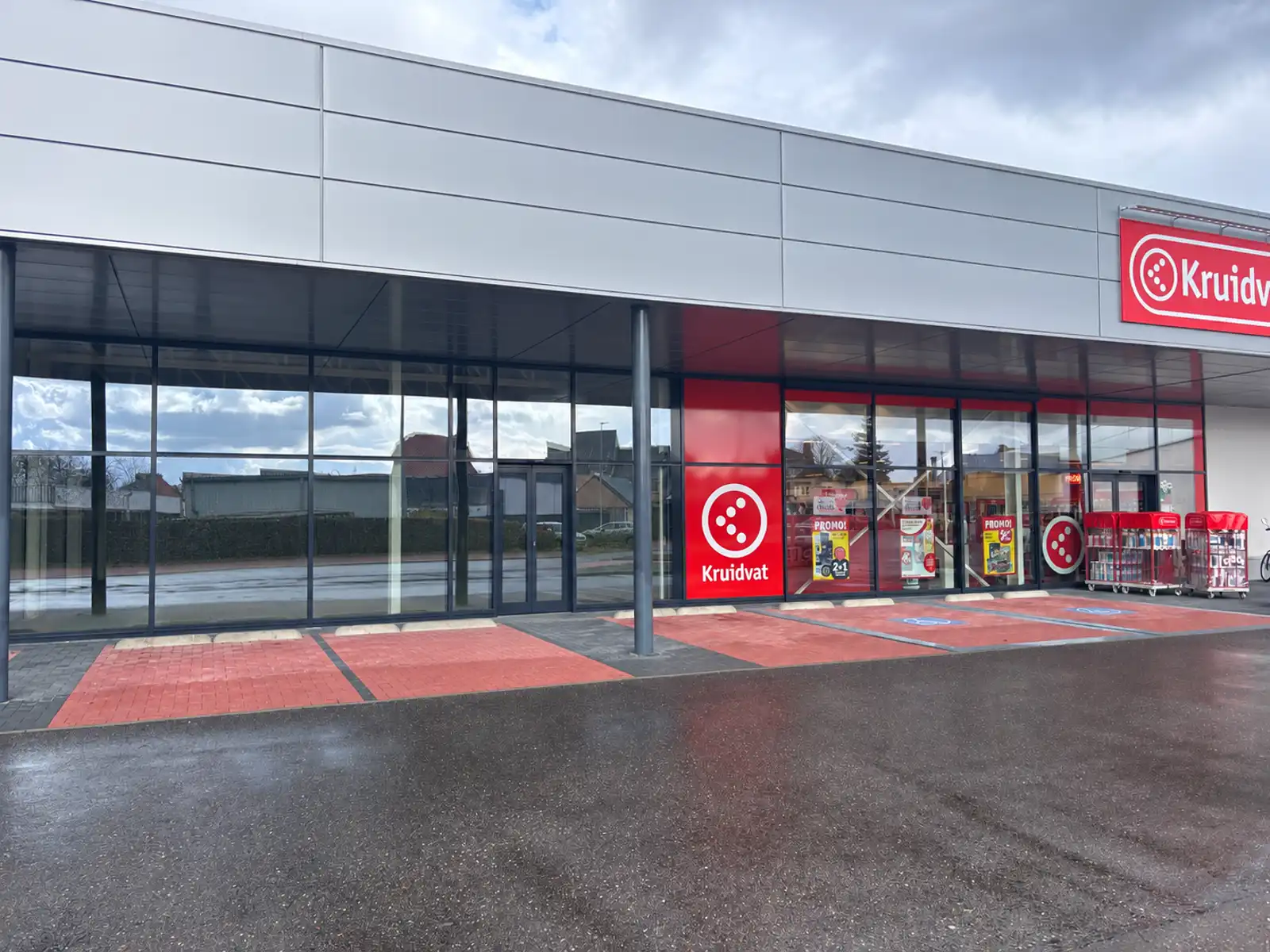 Handelsruimte 200 m² te huur bij Lidl Balen foto 2