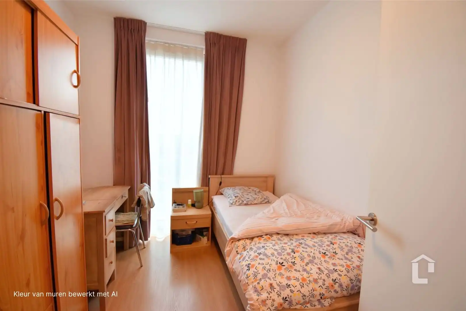 Groen appartement met terras en parking foto 7