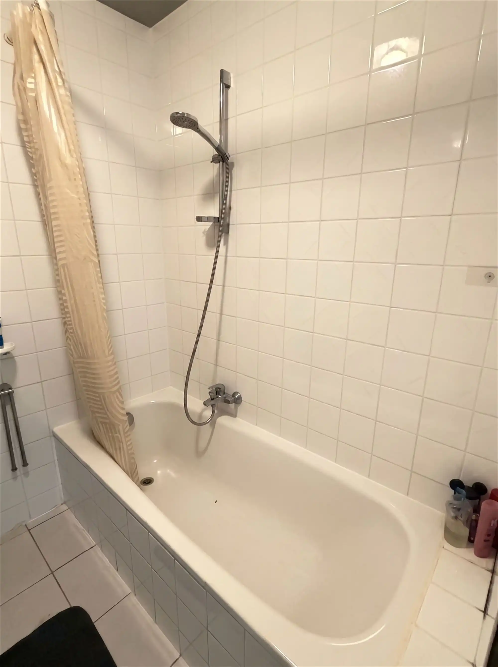 Zeer licht appartement met 2 slaapkamers foto 3