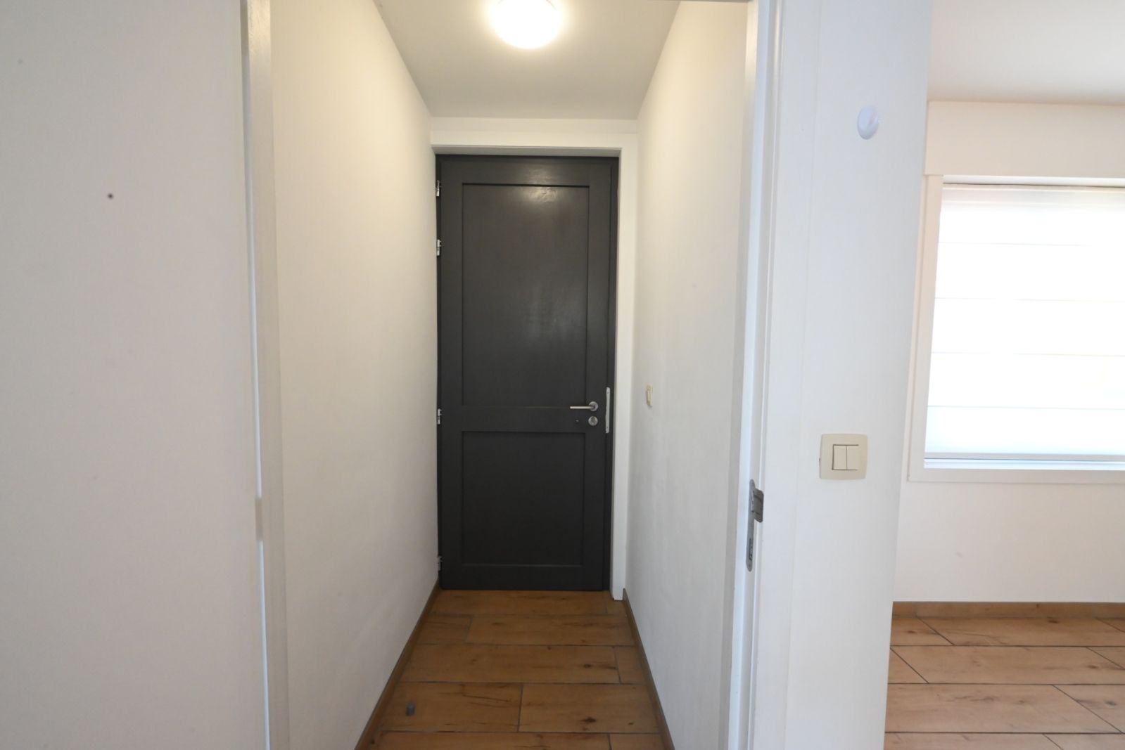 Gerenoveerde woning met centrale ligging in Emelgem! foto 3