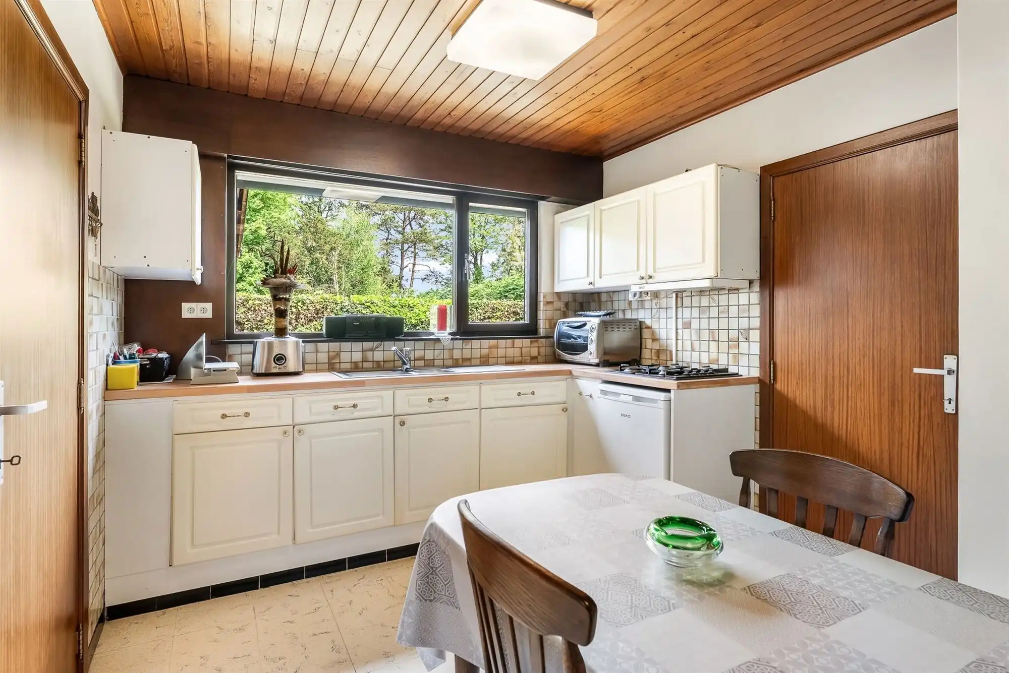 GOED ONDERHOUDEN WONING MET POTENTIEEL OP LEUKE LIGGING! foto 9